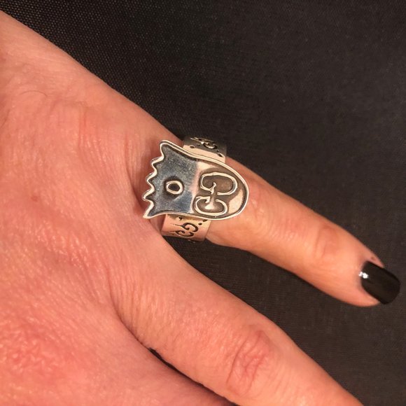 🥳💕HOST PICK💕🥳 Gucci Ghost Ring in Silver - Picture 9 of 12